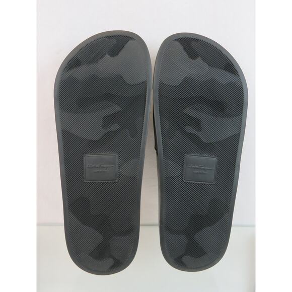 NIB FERRAGAMO GROOVY 11 BLACK RUBBER SILVER GANCINI BIT LOGO SANDALS SLIDES 8 M - Picture 11 of 13